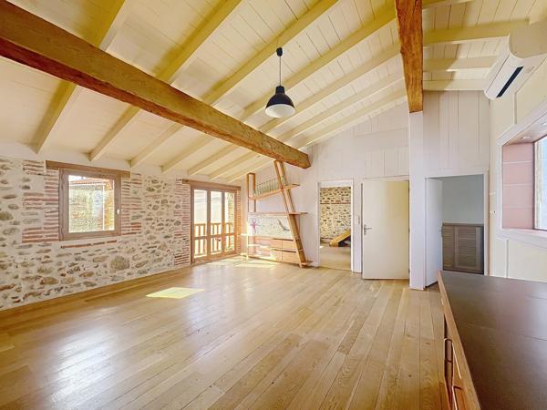 Maison de caractère avec cour et potentiel locatif, Saleilles