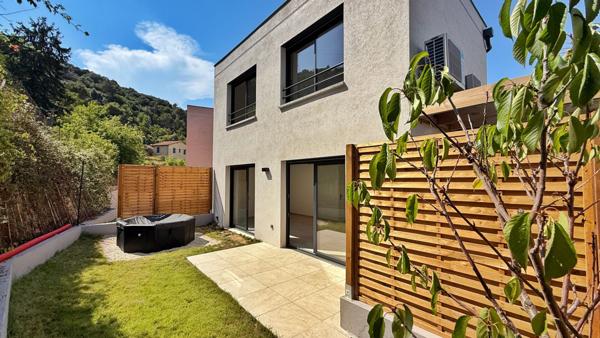 A vendre maison neuve 3 pièves 73 m2 LA TURBIE avec jardin et jacuzzi