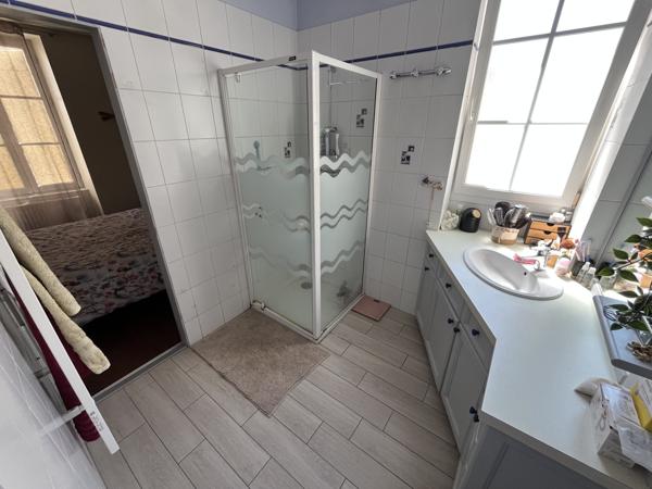 Thouars (79100) ref 92098 AFFAIRE RARE sur THOUARS CENTRE !! Magnifique appartement de 140 m2 deux terrasses et garage