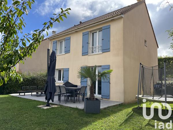 House for sale 5 rooms 104 m² Montévrain