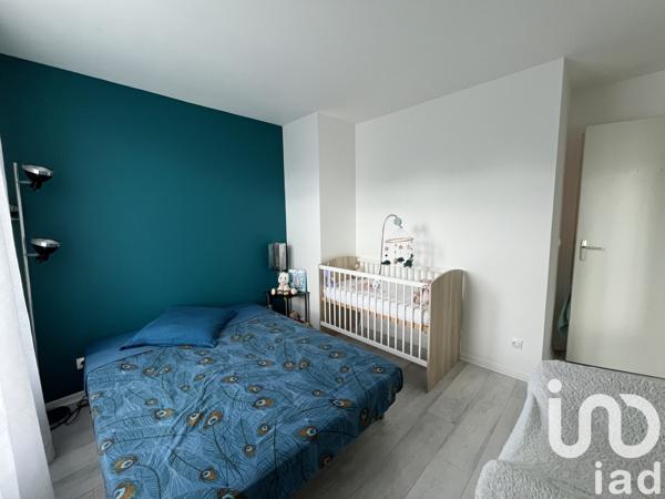 House for sale 5 rooms 104 m² Montévrain