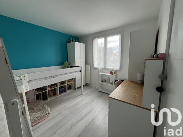 House for sale 5 rooms 104 m² Montévrain