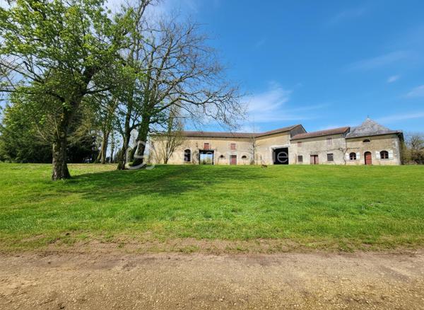 Chateau de 632 m²