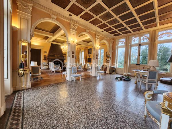 Chateau de 632 m²