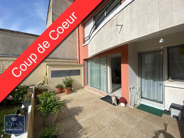 Appartement à louer 3 pièces 77.04m²