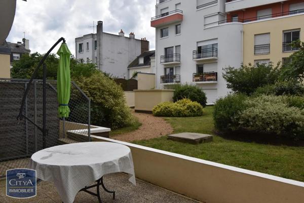 Appartement à louer 3 pièces 77.04m²