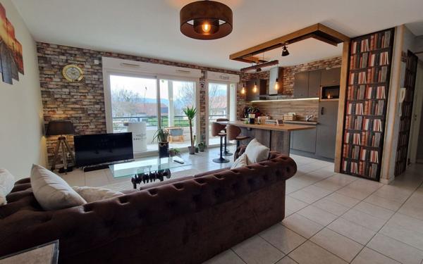 Appartement à louer    2 pièces •  Chênex