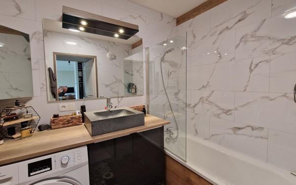 Appartement à louer    2 pièces •  Chênex