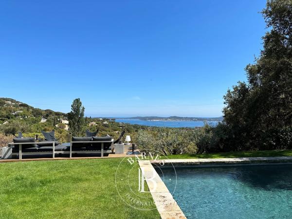 Grimaud, Maison 4 Chambres -  180 m² à vendre