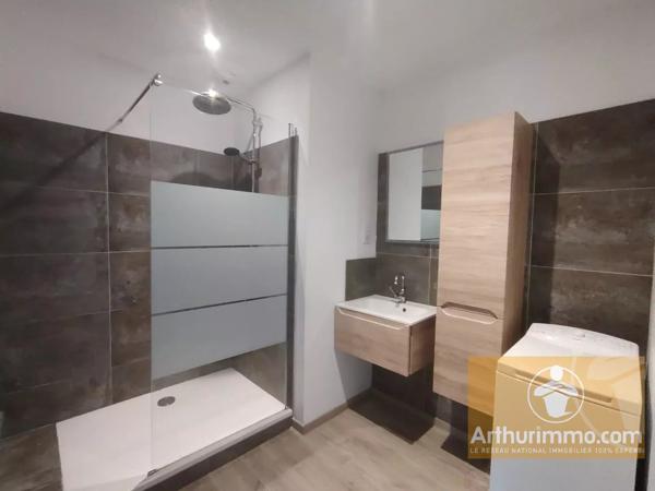 Vente                                                      Maison
                        
                     4 pièces                      90 m2                     à Banassac
