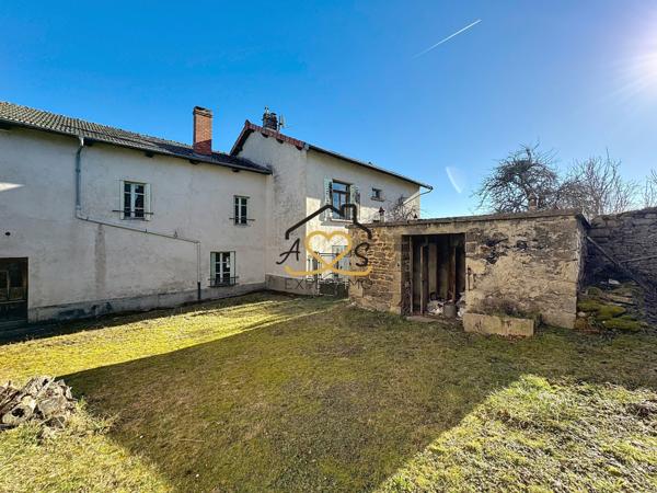 Doranges (63220) GRADE MAISON AVEC DÉPENDANCES À DORANGES 63220