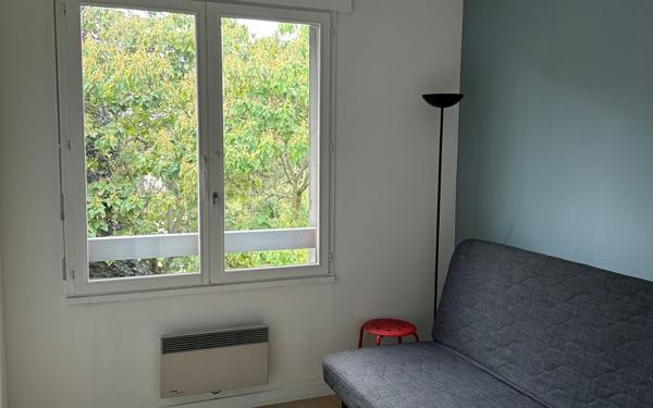 Appartement à louer    3 pièces • 65,75 m2 Châtillon