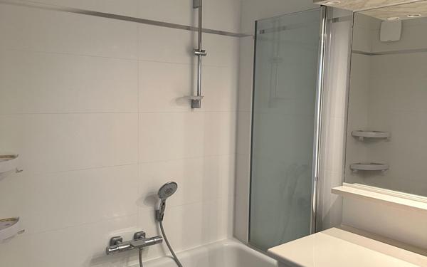 Appartement à louer    3 pièces • 65,75 m2 Châtillon