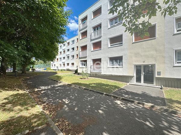 Appartement a vendre 5 pièces 3 chambres proche des commerces, des transports et des écoles à Chilly-Mazarin