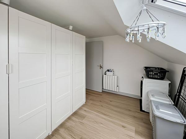 Appartement avec garage et cave VANNES LA MADELEINE, proche centre.