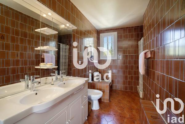 Maison à vendre 19 pièces 585 m² Grimaud