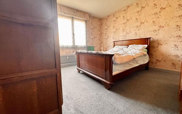 Appartement à vendre    4 pièces • 89,73 m2 Reims