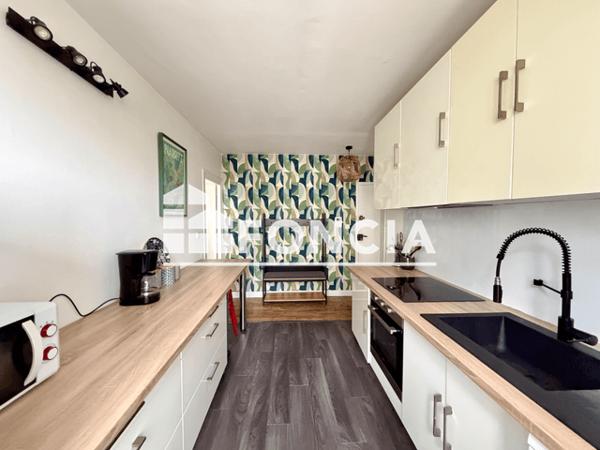 Location Appartement meublé 2 pièces 48.7 m² - 38 RUE VICTOR CHABOT Limoges 87000
