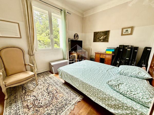 RARE À LA VENTE, CV A PIED, MAISON INDÉPENDANTE ANNÉES 50