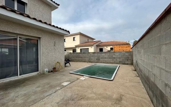 Maison à vendre    5 pièces • 132 m2 Pia