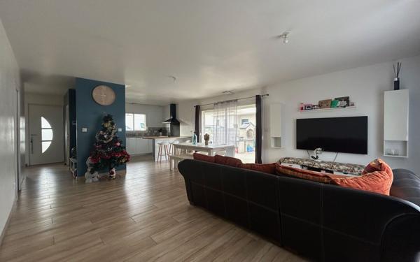 Maison à vendre    5 pièces • 132 m2 Pia