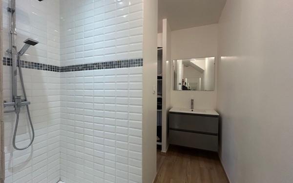 Maison à vendre    5 pièces • 132 m2 Pia