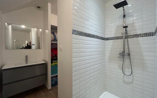 Maison à vendre    5 pièces • 132 m2 Pia