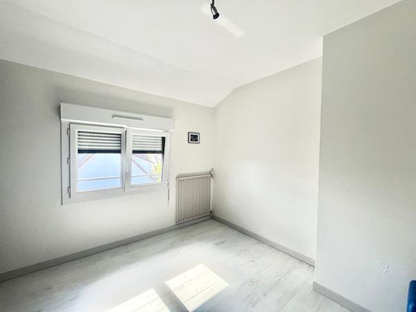 A VENDRE maison Louvigny 6 pièce(s)  4 chambres 116 m2 - entièrement rénovée 2020 - belle orientation