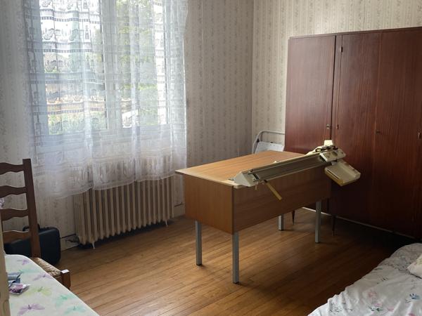 Maison 5 pièces - 250 m²