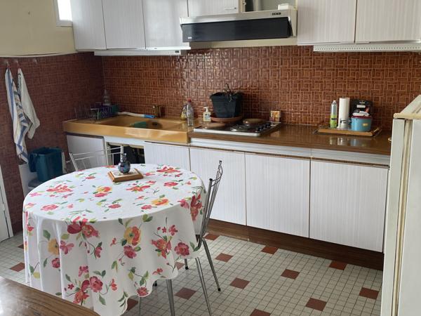 Maison 5 pièces - 250 m²