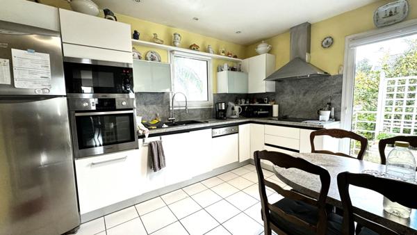 Belz (56550) Vue sur saint Cado, avec accès privé mer , piscine chaufée