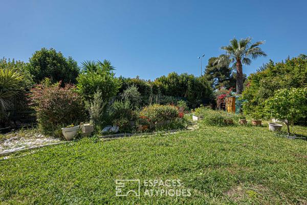 Appartement esprit « Villa » avec véranda et grand jardin à St Laurent-du-Var
