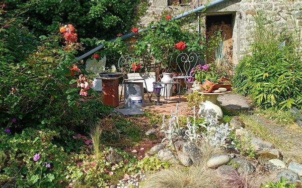 Maison à vendre    1 pièce • 92 m2 Plonévez-Porzay