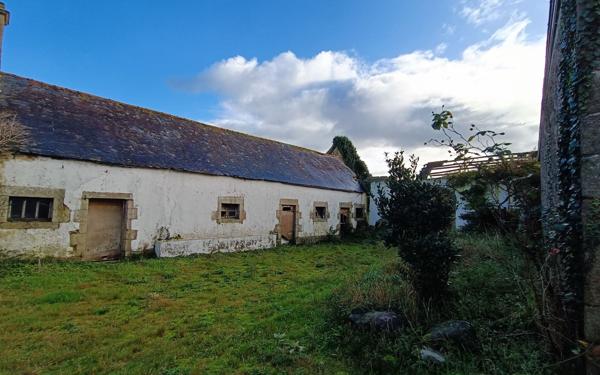 Maison à vendre    1 pièce • 92 m2 Plonévez-Porzay