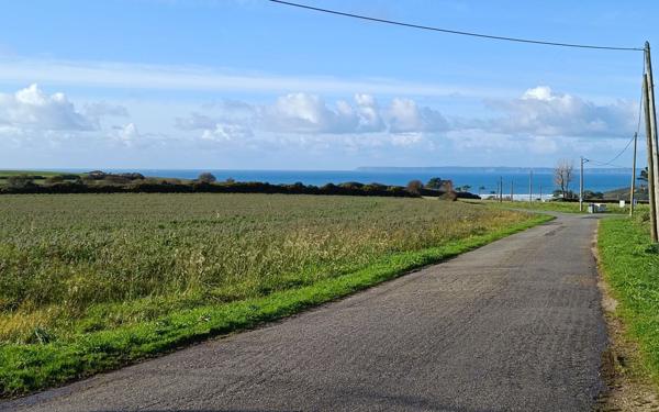 Maison à vendre    1 pièce • 92 m2 Plonévez-Porzay