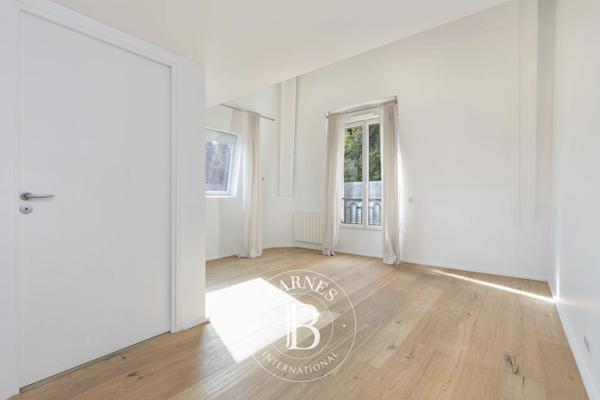 Saint-Cloud, Appartement 4 Chambres -  239 m² à vendre
