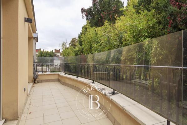 Saint-Cloud, Appartement 4 Chambres -  239 m² à vendre