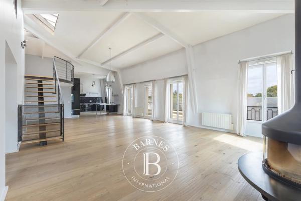 Saint-Cloud, Appartement 4 Chambres -  239 m² à vendre