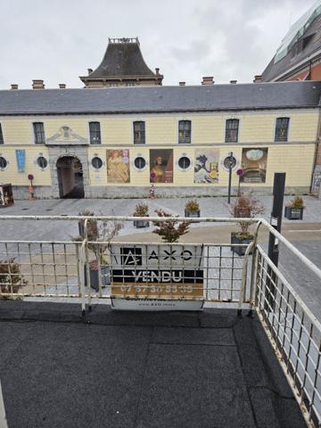 A vendre local commercial transformable 153 m²