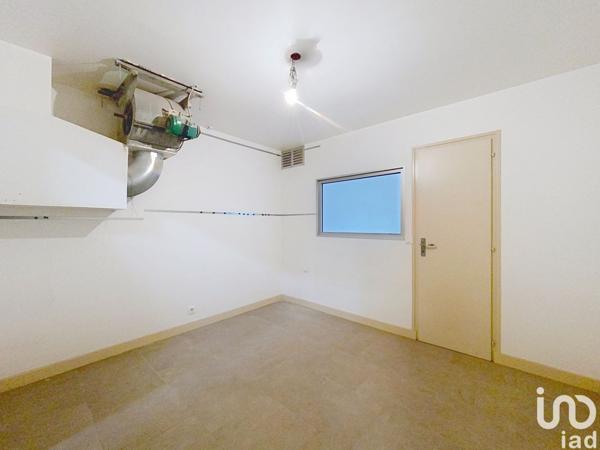 Location atelier 183 m² Varennes-Jarcy