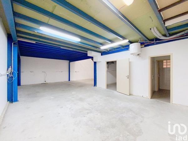 Location atelier 183 m² Varennes-Jarcy