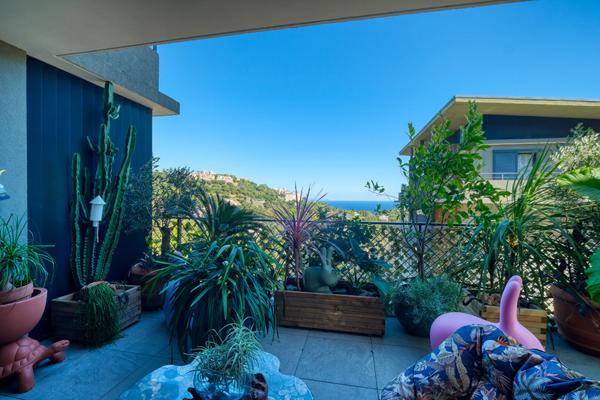Appartement Hauteurs de Bastia 3 pièce(s) 67 m² + terrasse 44 m² + double garage