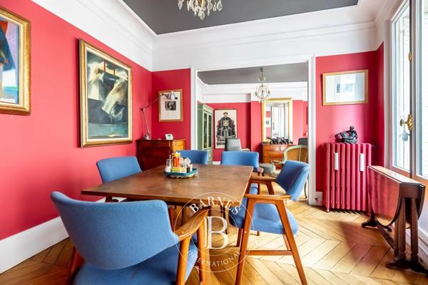 Paris 1er, Appartement 2 Chambres -  71 m² à vendre