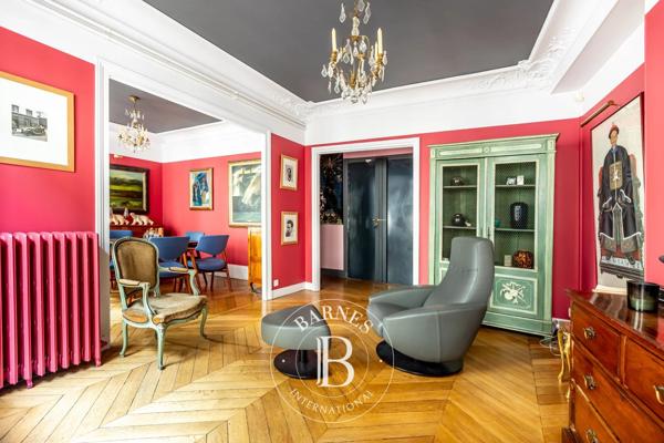 Paris 1er, Appartement 2 Chambres -  71 m² à vendre