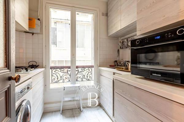 Paris 1er, Appartement 2 Chambres -  71 m² à vendre