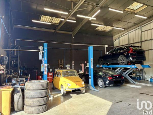 Location atelier 260 m² Anse