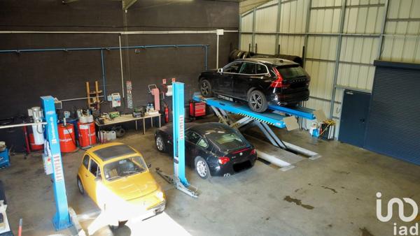 Location atelier 260 m² Anse