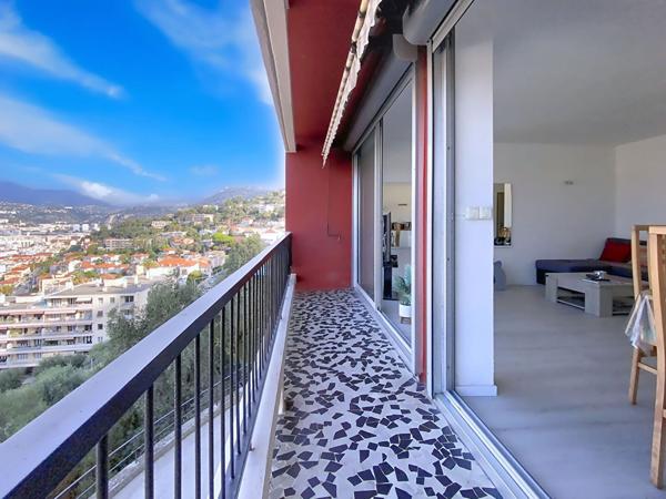 2-3 P MONT-BORON Terrasse vue mer