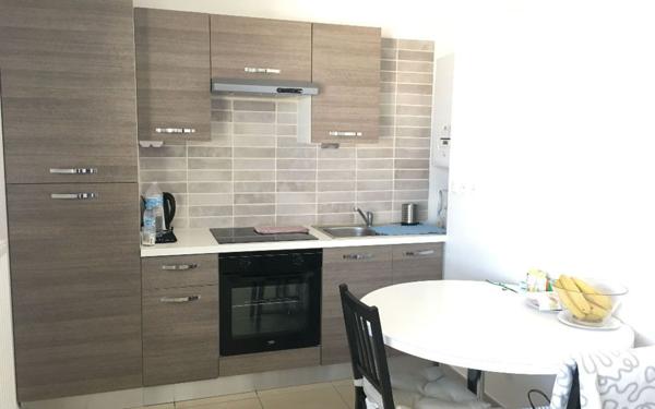 Appartement à louer    1 pièce • 28,23 m2 Sathonay-Camp
