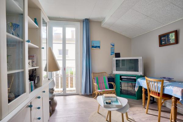 Maison 5 pièce(s) 2 chambre(s) 150 m²